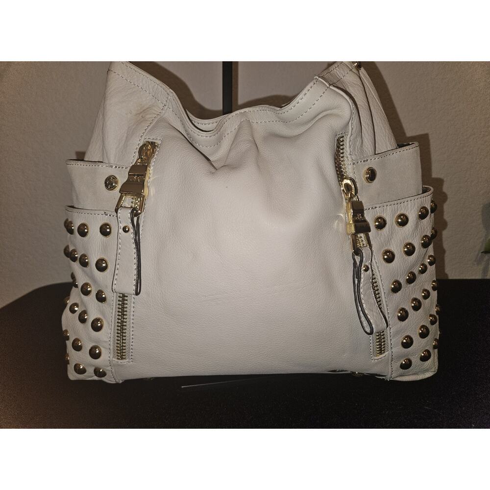 B Makowsky Leather Gold Studded Cream Handbag 14x10 - Picture 4 of 11